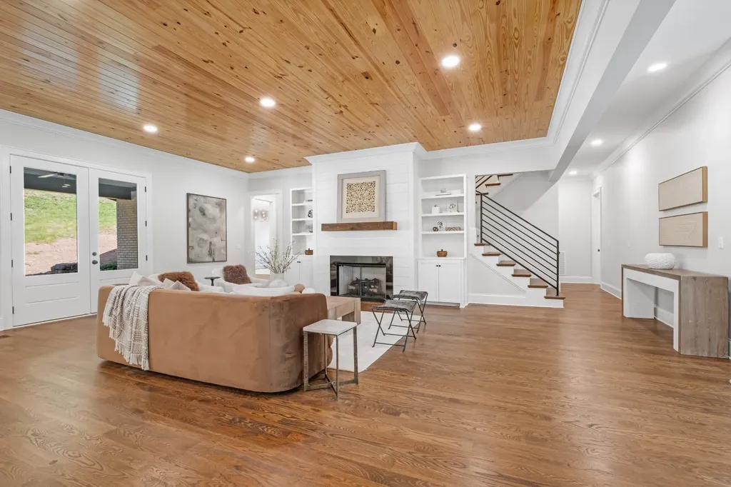 2005 Otter Valley Lane Nashville TN 37215