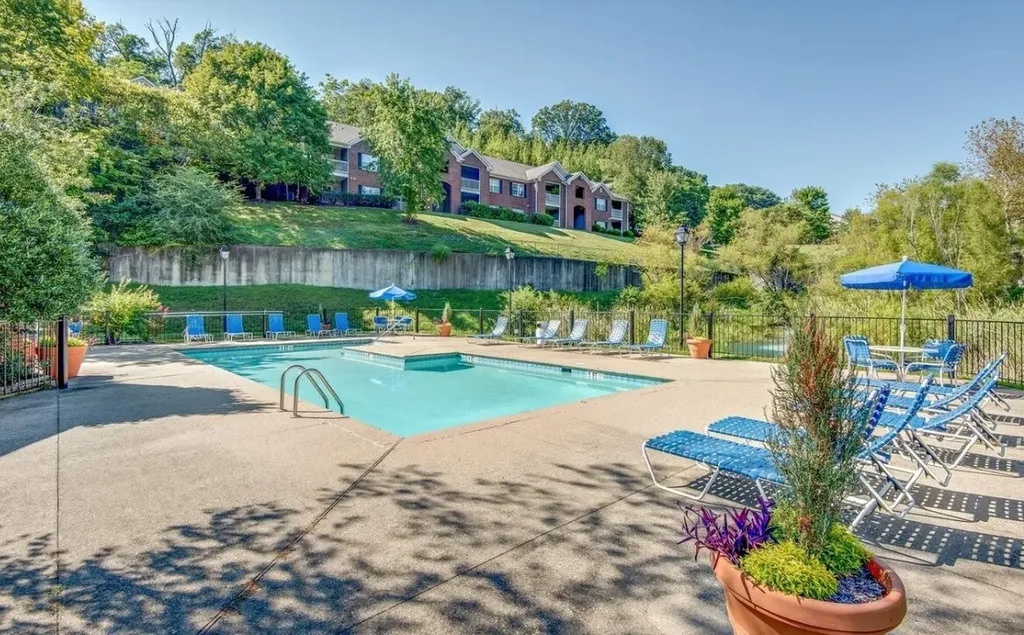 6820 Highway 70, S Nashville TN 37221