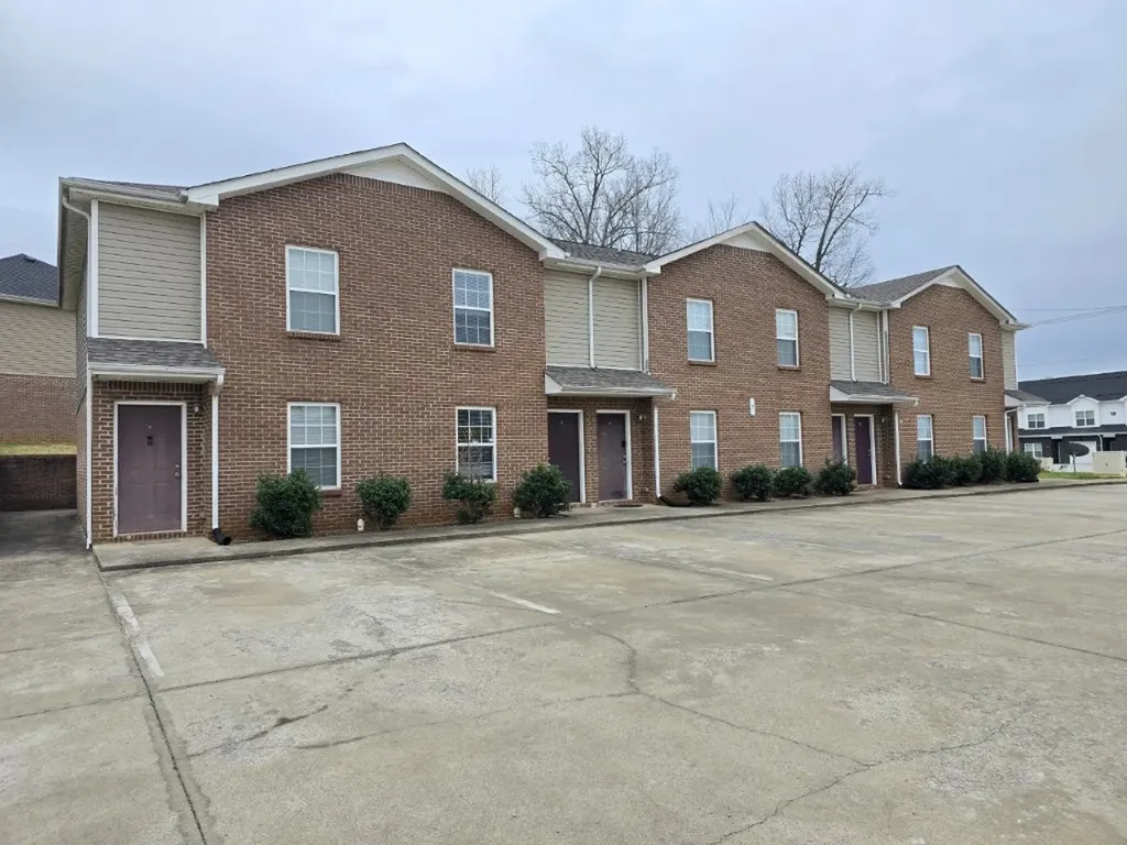 5 Black Jack Way Clarksville TN 37040