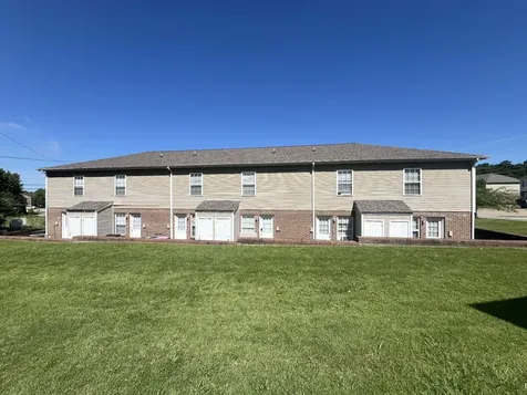 5 Black Jack Way Clarksville TN 37040