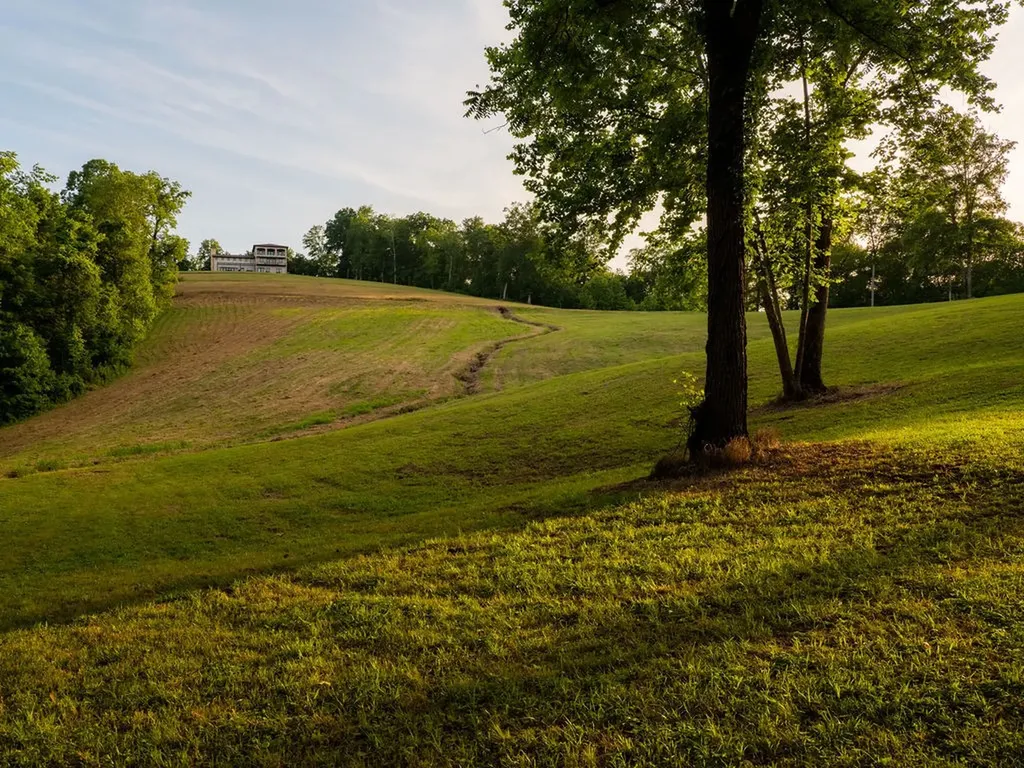66 Shawnokee Trail Charlotte TN 37036