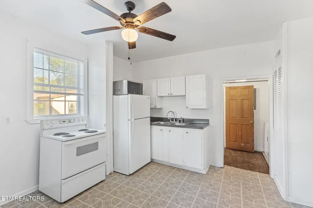 430 Ohio Avenue Etowah TN 37331