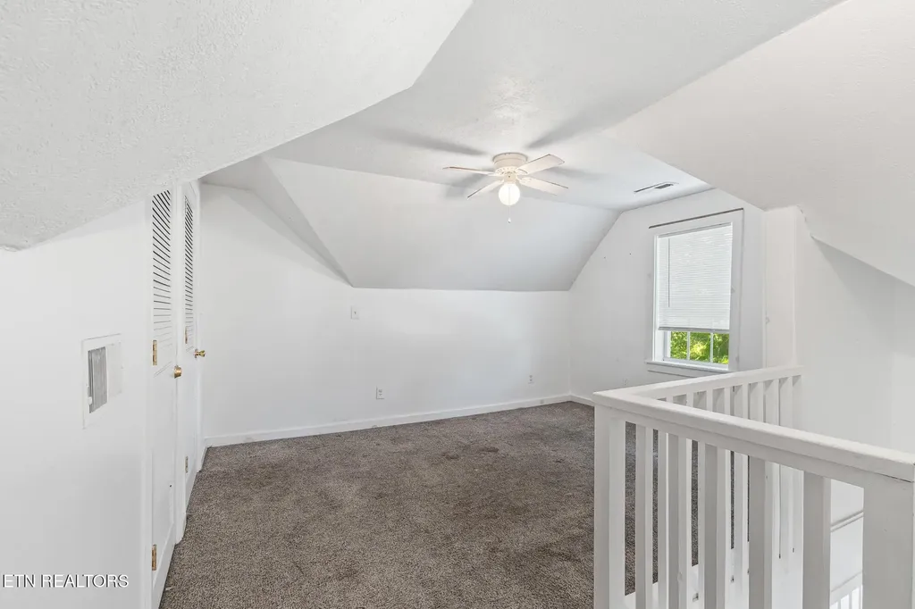 430 Ohio Avenue Etowah TN 37331