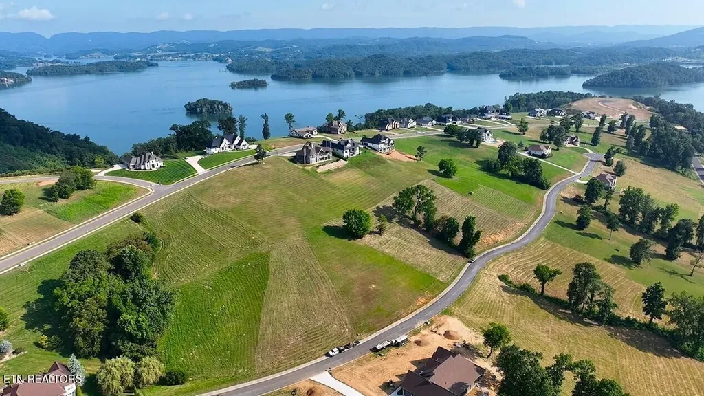 2429 Starboard Crest Road Morristown TN 37814