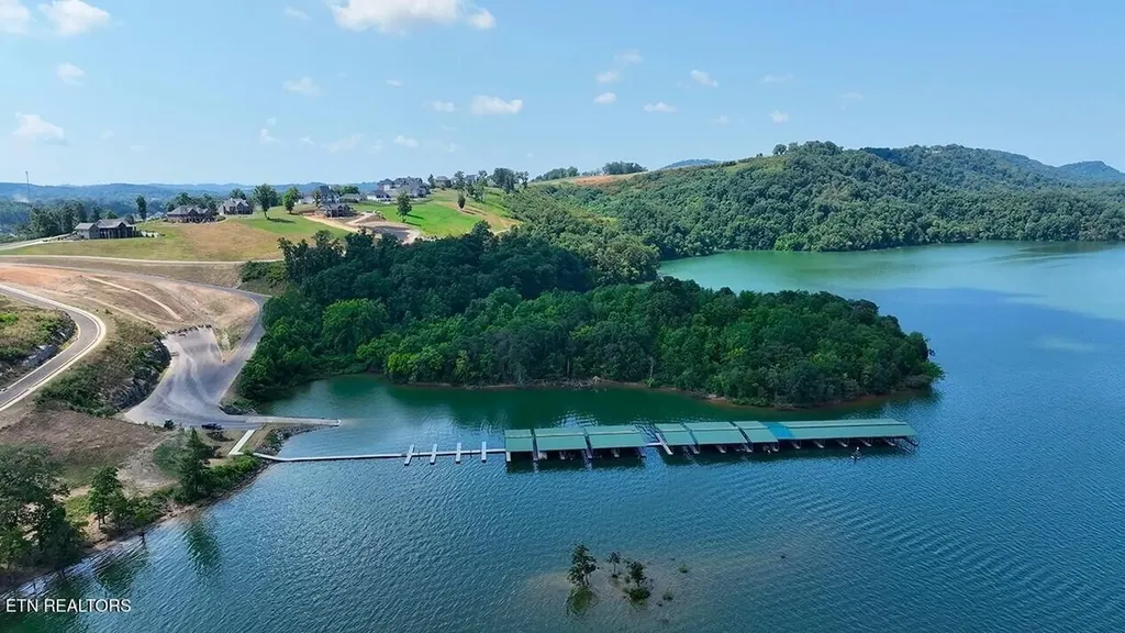 2429 Starboard Crest Road Morristown TN 37814