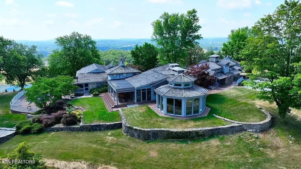 2429 Starboard Crest Road Morristown TN 37814