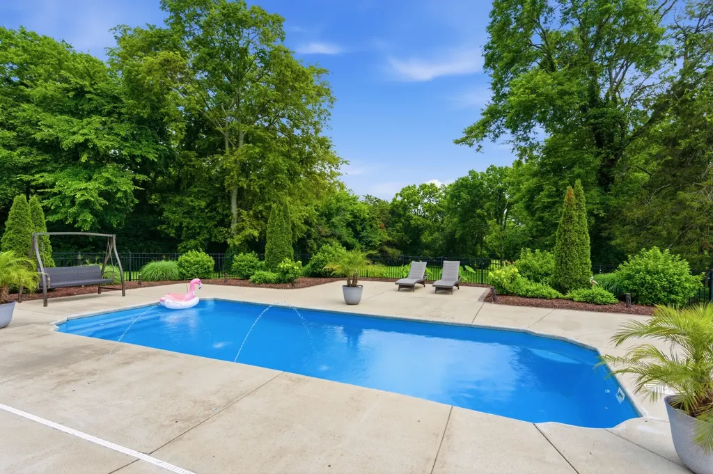 7939 Hooten Hows Road Nashville TN 37221