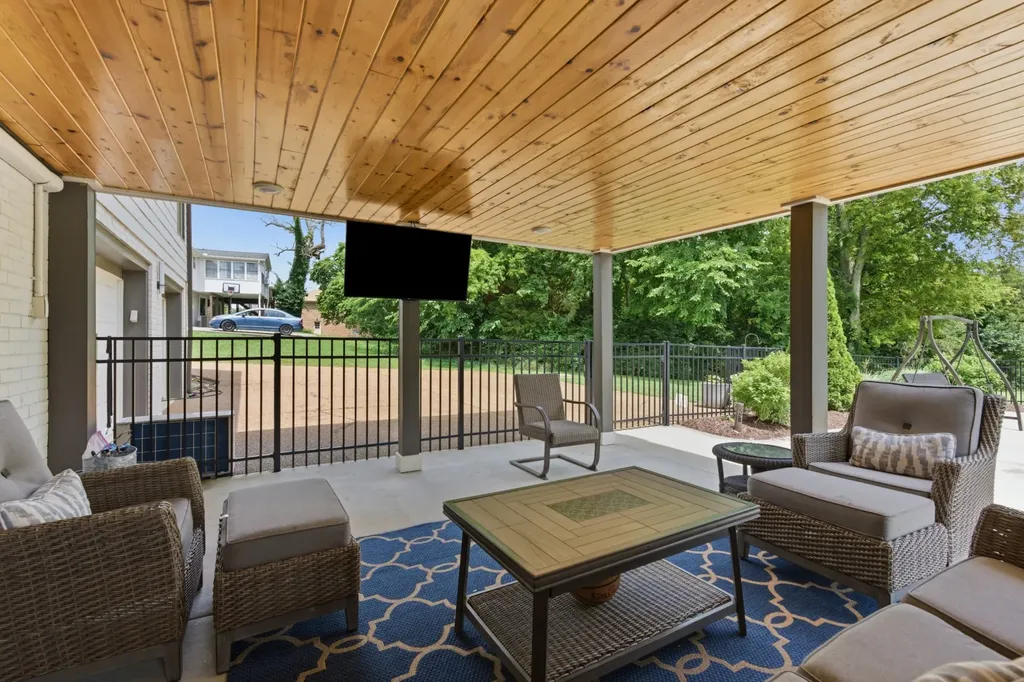 7939 Hooten Hows Road Nashville TN 37221