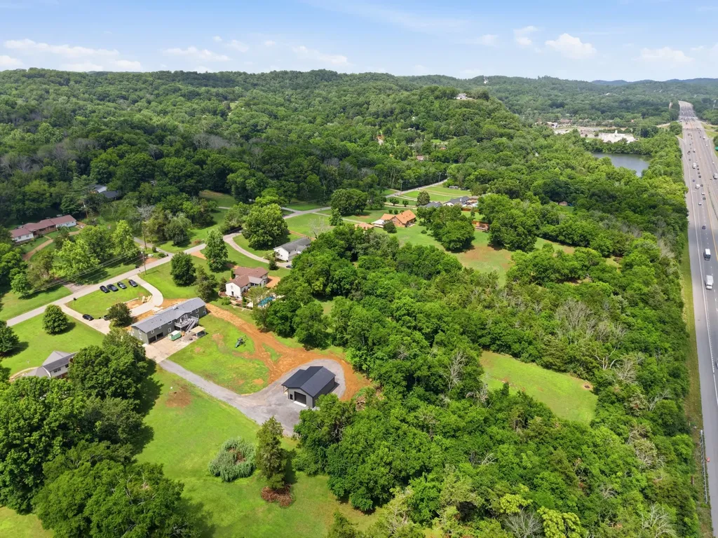 7939 Hooten Hows Road Nashville TN 37221