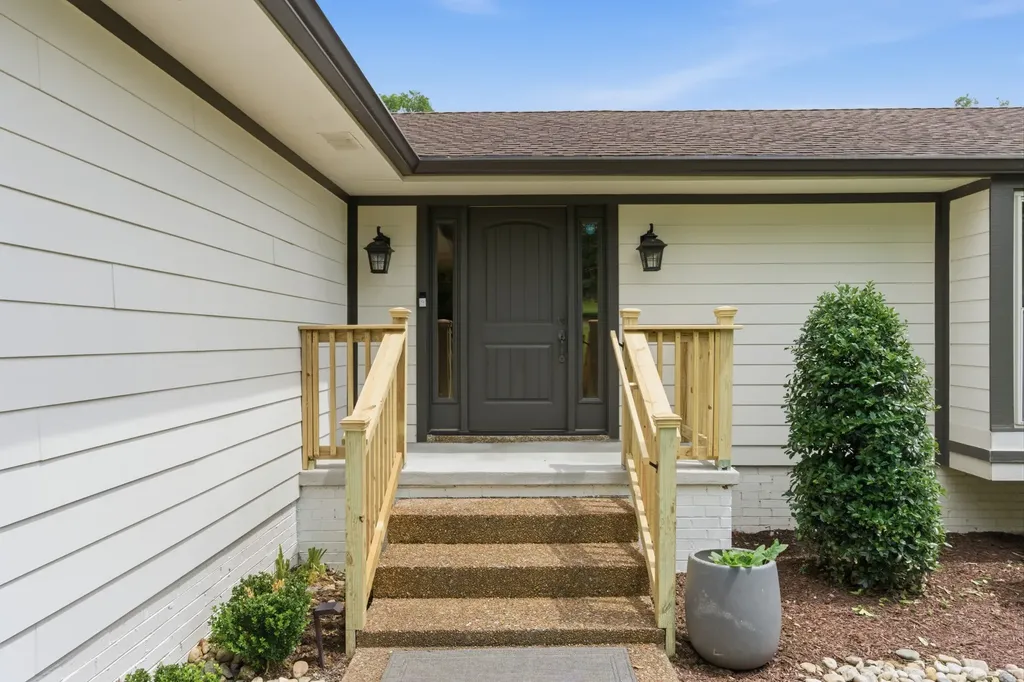 7939 Hooten Hows Road Nashville TN 37221