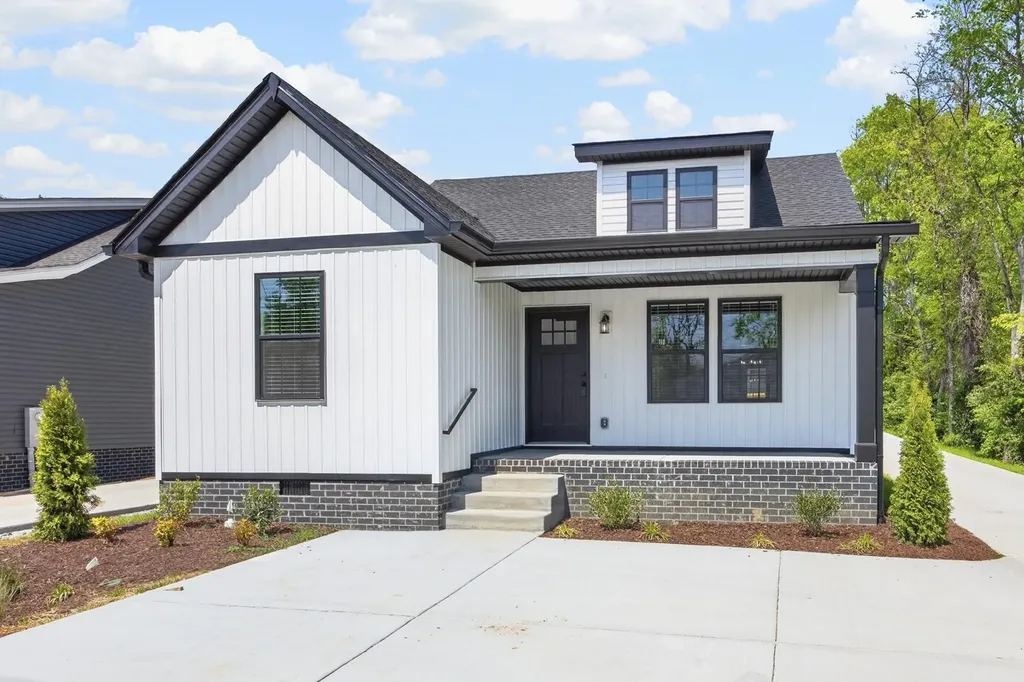 206 Ross Avenue Gallatin TN 37066