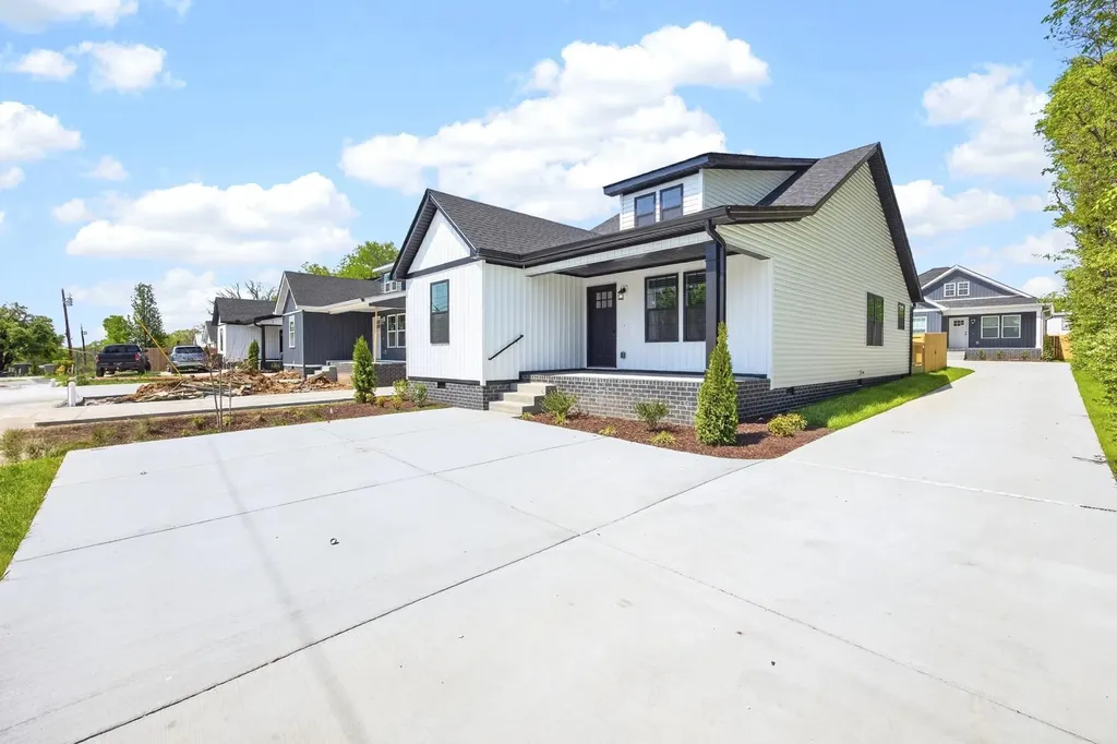 206 Ross Avenue Gallatin TN 37066