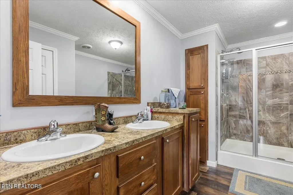 217 Countryside Lane Madisonville TN 37354