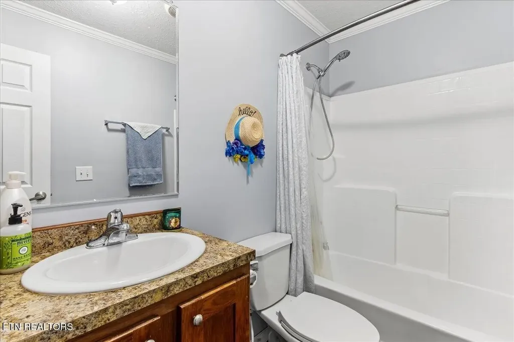 217 Countryside Lane Madisonville TN 37354