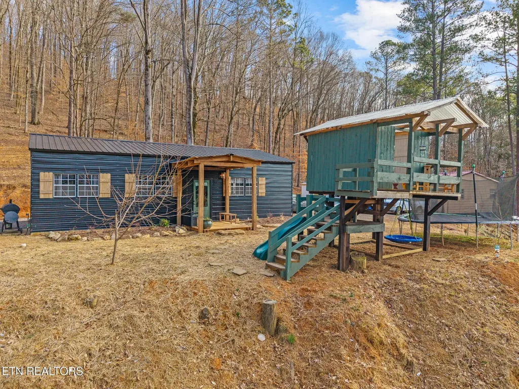 361 County Road 38 Riceville TN 37370