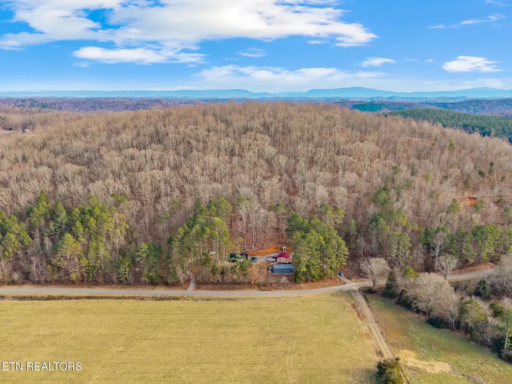361 County Road 38 Riceville TN 37370