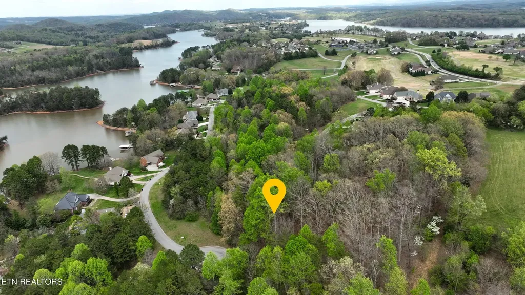 765 Wood Duck Drive Vonore TN 37885
