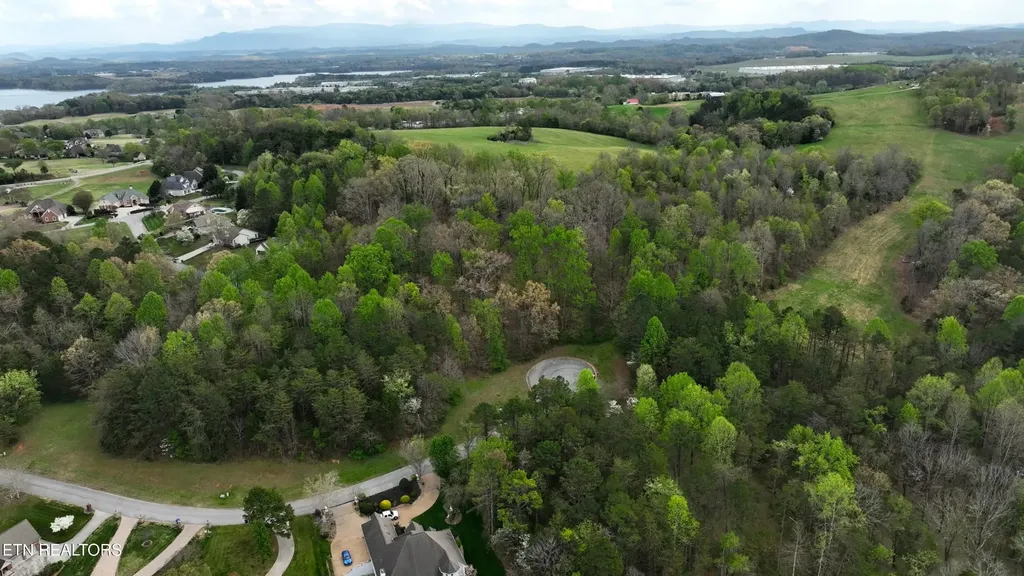 765 Wood Duck Drive Vonore TN 37885