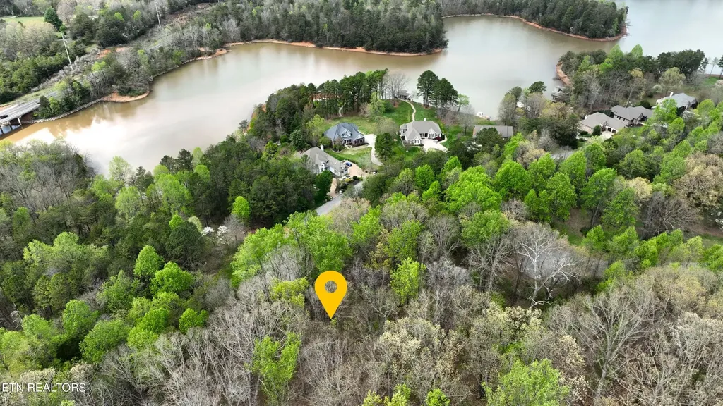 765 Wood Duck Drive Vonore TN 37885