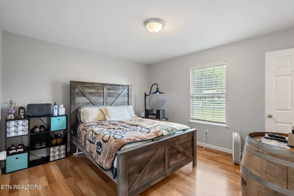 19 Mckinney Street Englewood TN 37329
