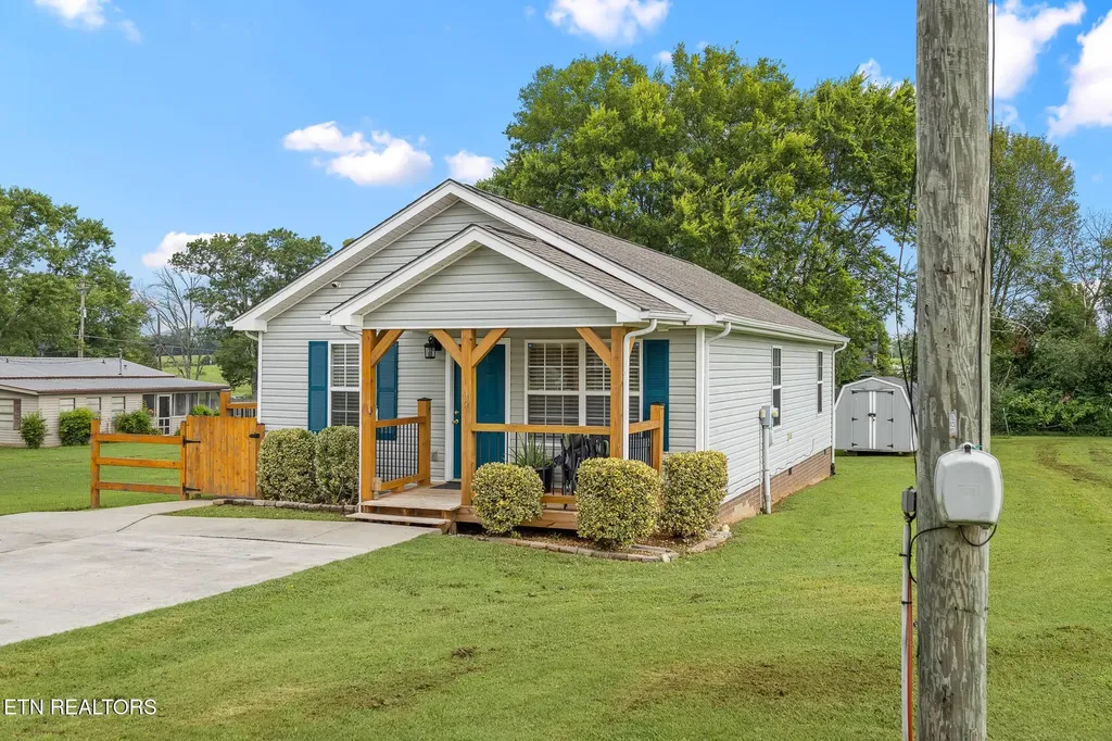 19 Mckinney Street Englewood TN 37329