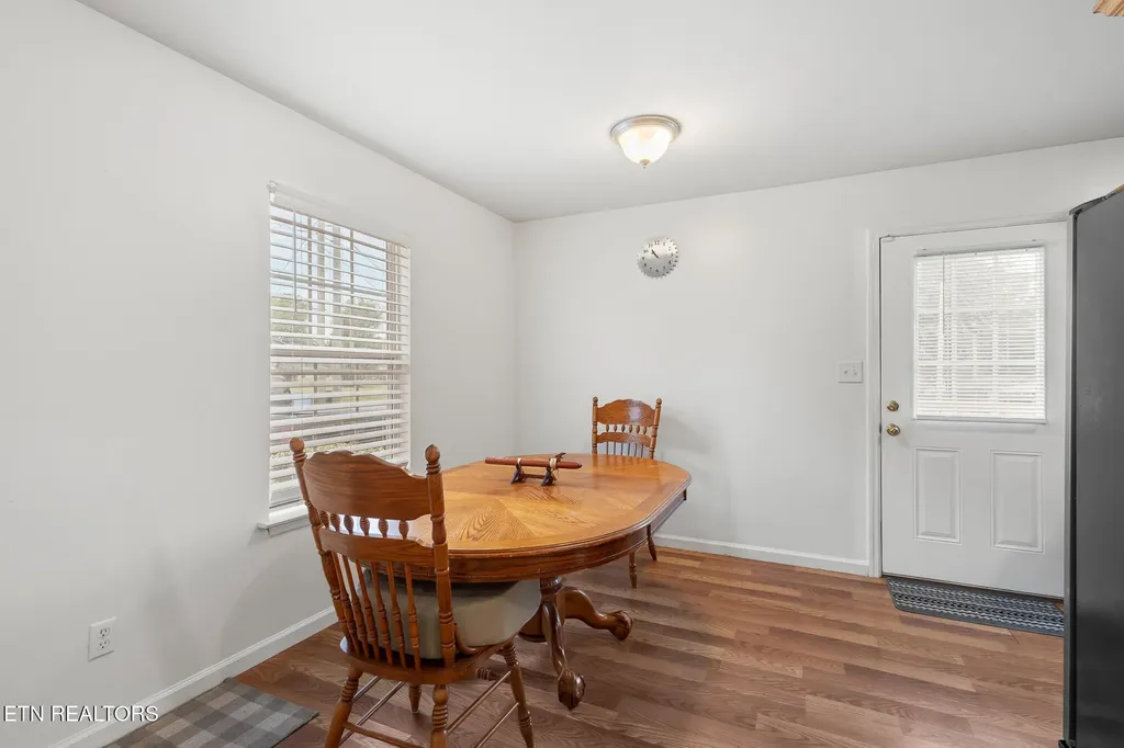 19 Mckinney Street Englewood TN 37329