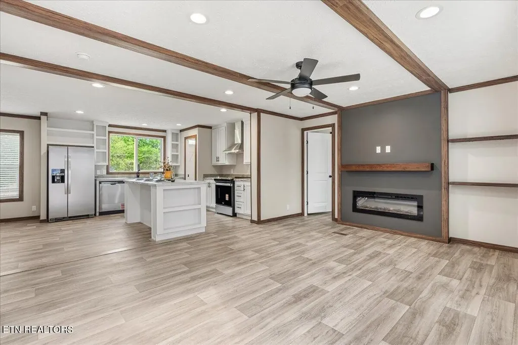 9 Hamilton Street Englewood TN 37329