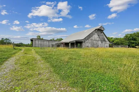 2351 Long Hollow Pike Hendersonville TN 37075