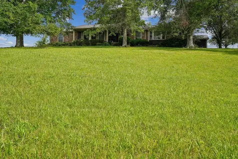 2351 Long Hollow Pike Hendersonville TN 37075