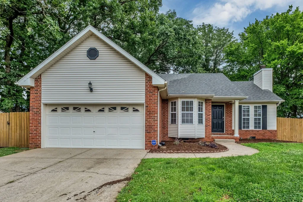 Nashville TN, 3473 White Pine Drive