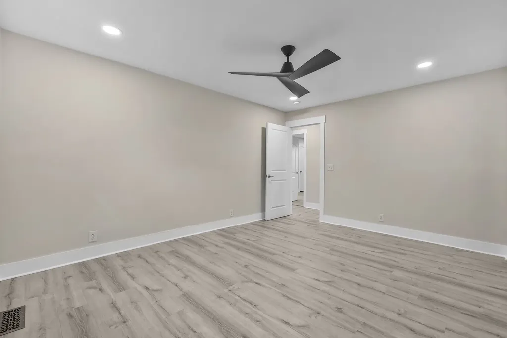 1944 Weeks Road Murfreesboro TN 37127