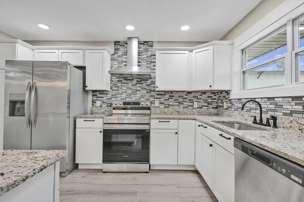 1944 Weeks Road Murfreesboro TN 37127