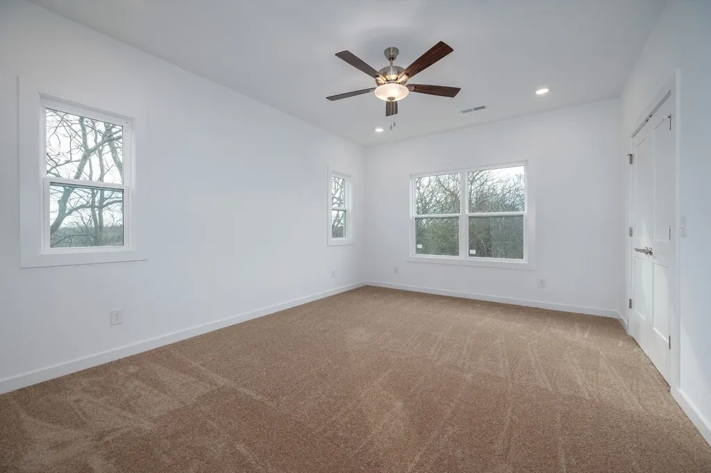 1170 S Dickerson Road Goodlettsville TN 37072