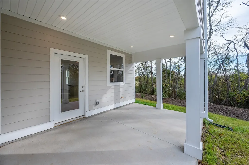 1170 S Dickerson Road Goodlettsville TN 37072