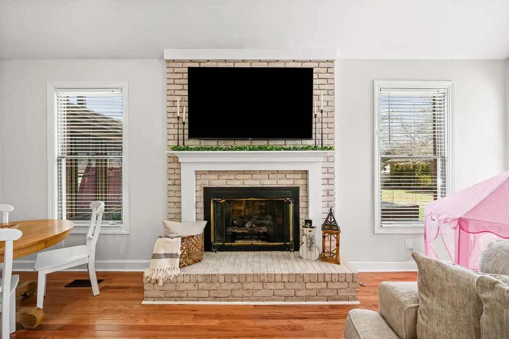508 Sheffield Road Hopkinsville KY 42240