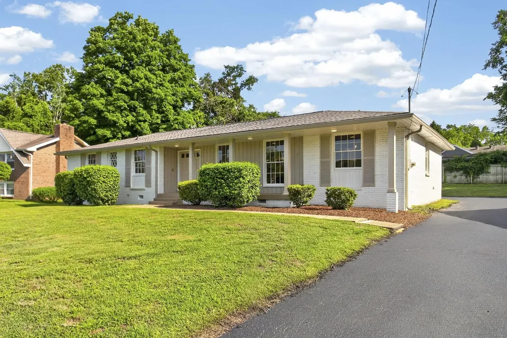 644 Topeka Drive Hermitage TN 37076
