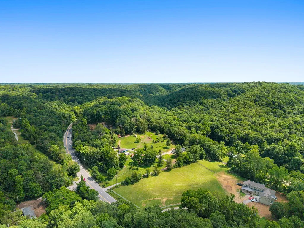5333 Whites Creek Pike Whites Creek TN 37189