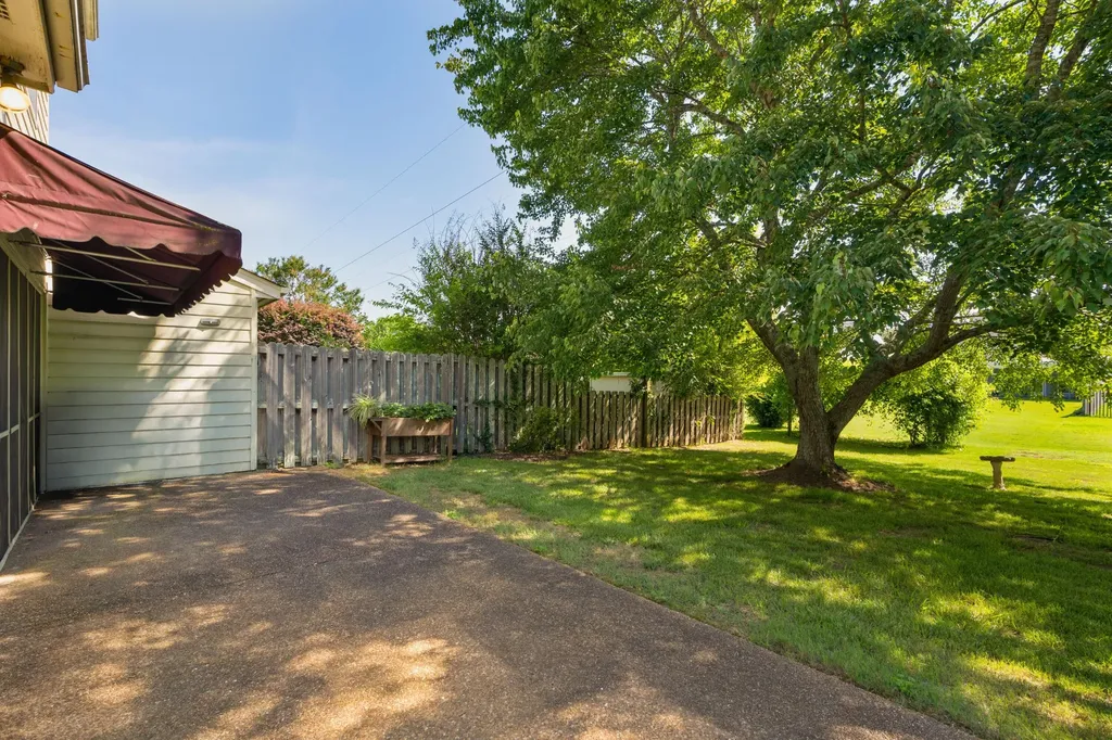 6573 Hickory Meadow Drive Chattanooga TN 37421