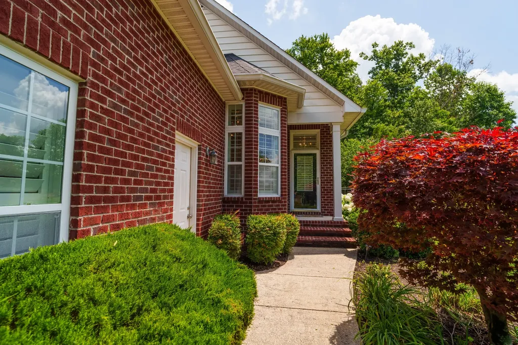 712 Maple Point Drive Cookeville TN 38501