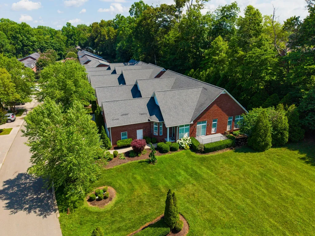 712 Maple Point Drive Cookeville TN 38501