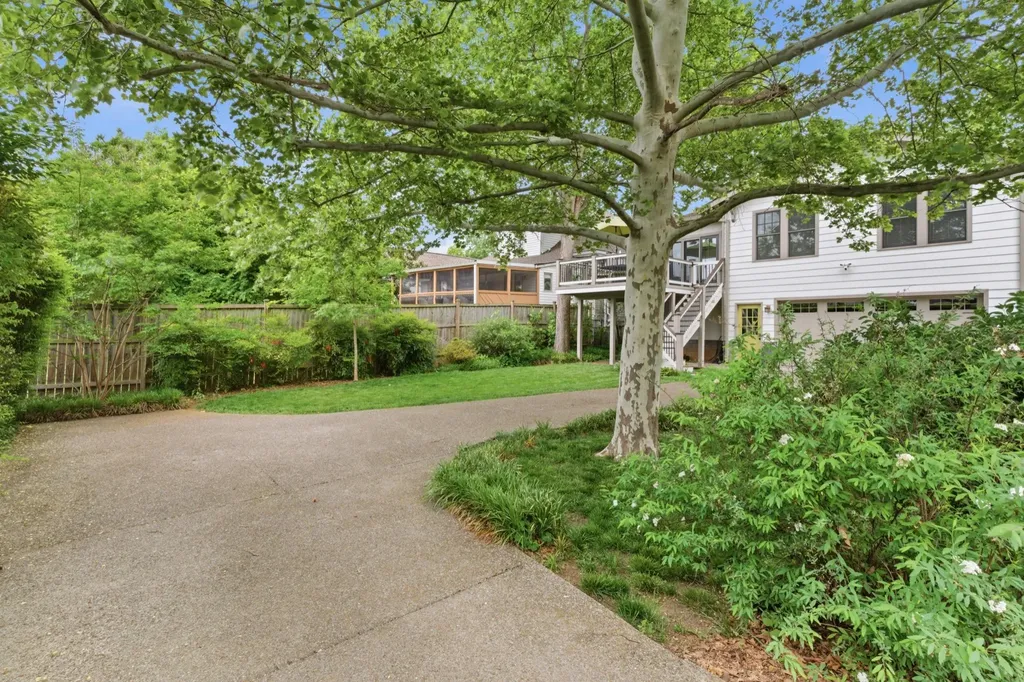 1416 Woodland Street Nashville TN 37206