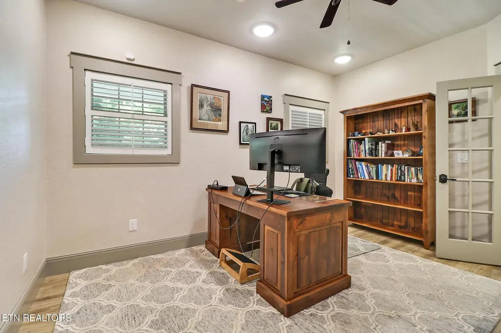 292 Crouch Branch Lane Allardt TN 38504