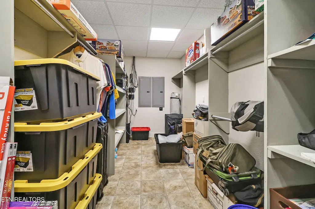 292 Crouch Branch Lane Allardt TN 38504