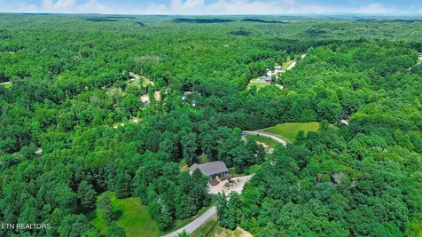 292 Crouch Branch Lane Allardt TN 38504