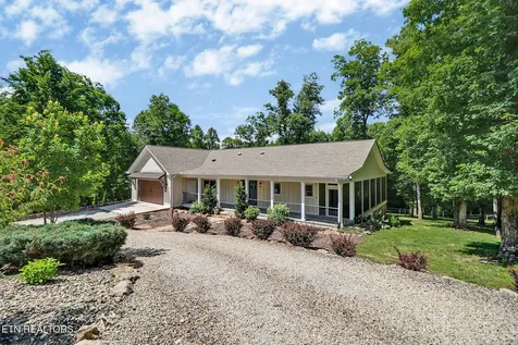 292 Crouch Branch Lane Allardt TN 38504