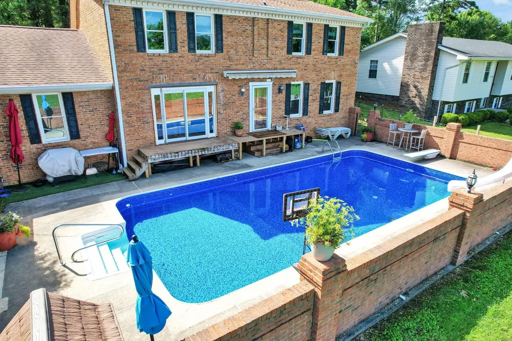 2818 Harris Circle, NW Cleveland TN 37312
