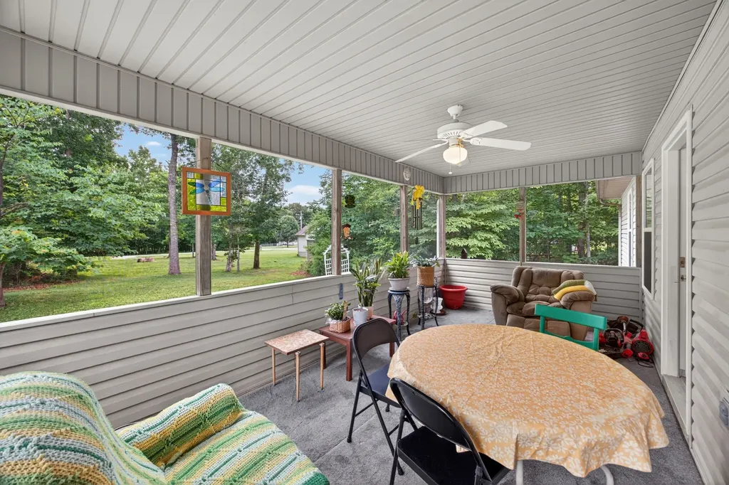 4024 Chica Road Crossville TN 38572