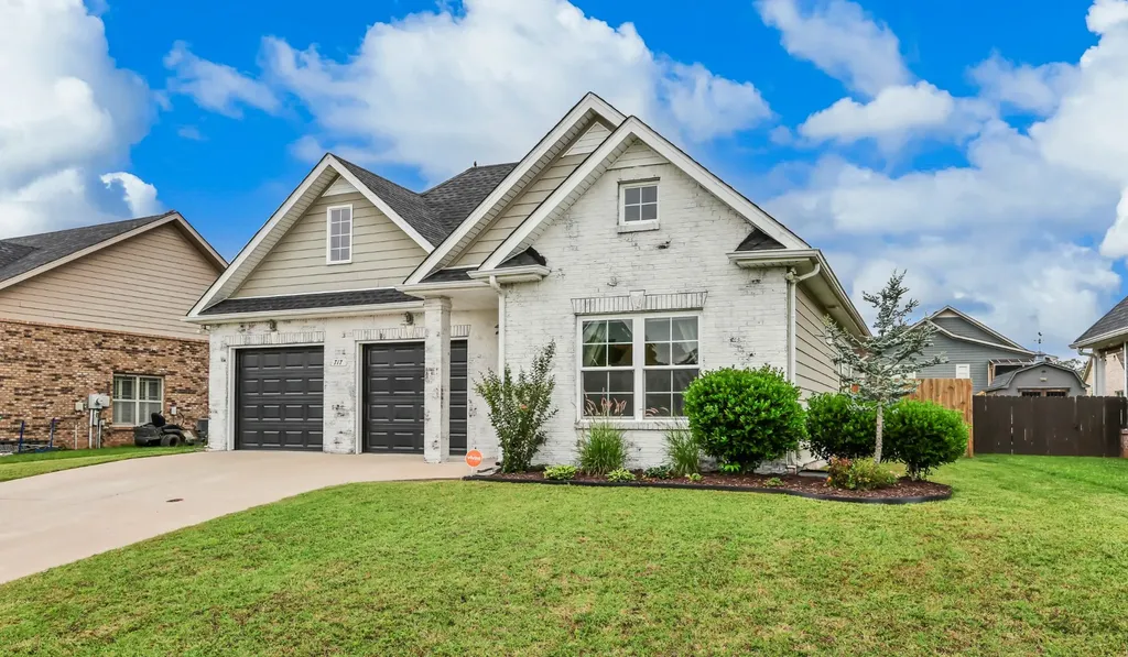 717 Valencia Drive Clarksville TN 37043