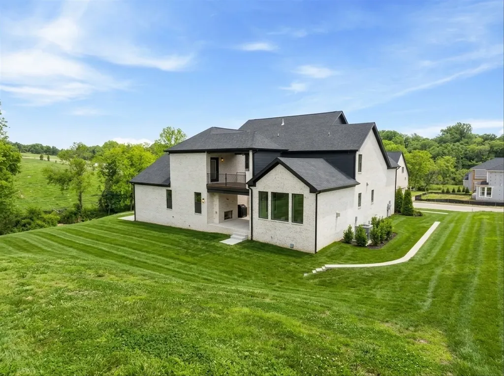 1833 Dartmouth Drive Brentwood TN 37027