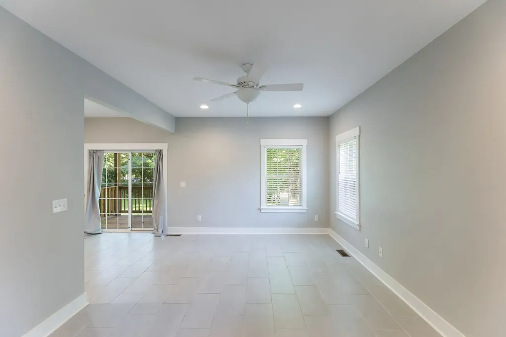 721 Poplar Street Columbia TN 38401